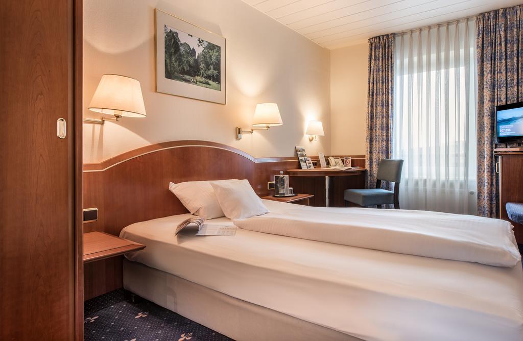 Akzent Hotel Koehler Gießen Exteriér fotografie